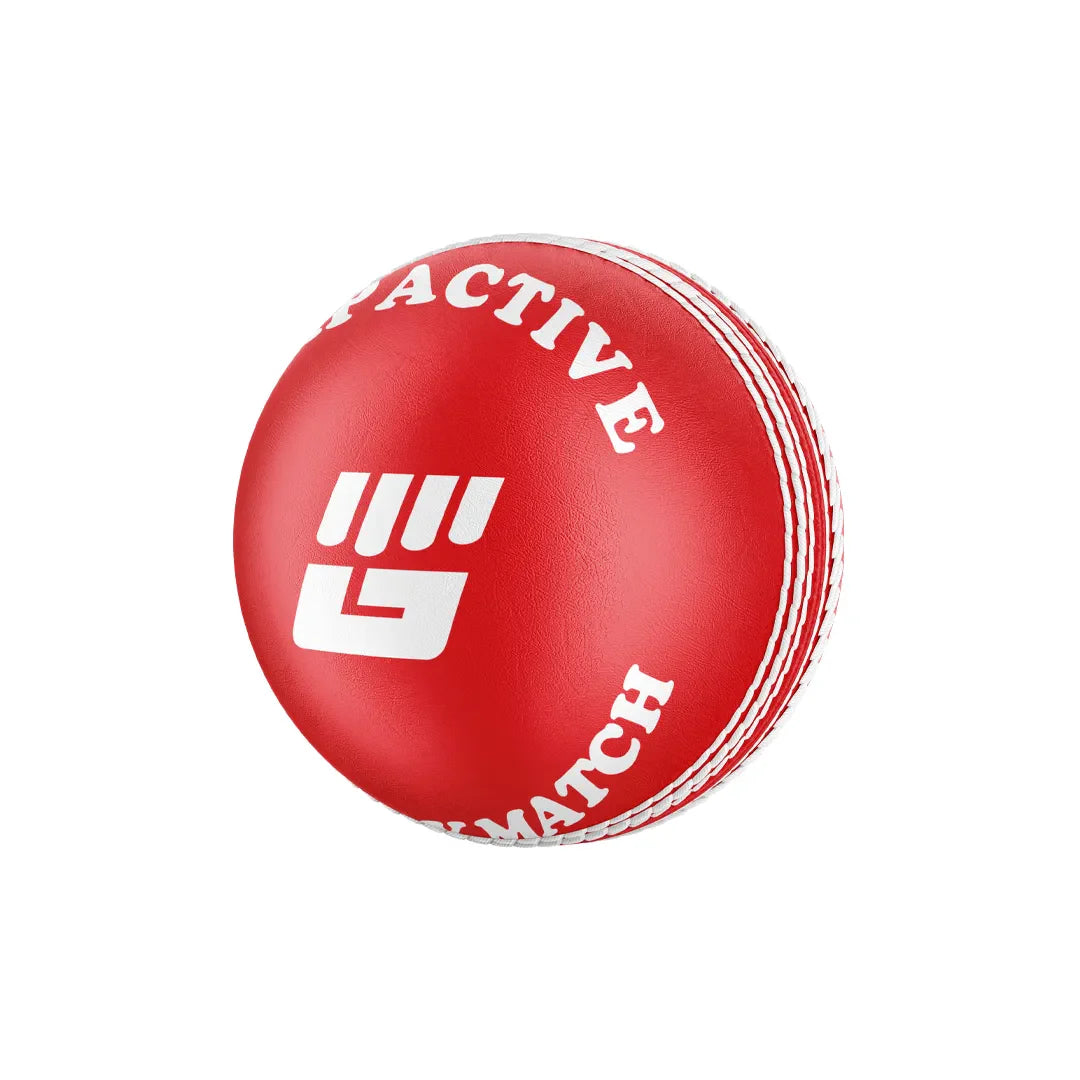 Balles de cricket rouges